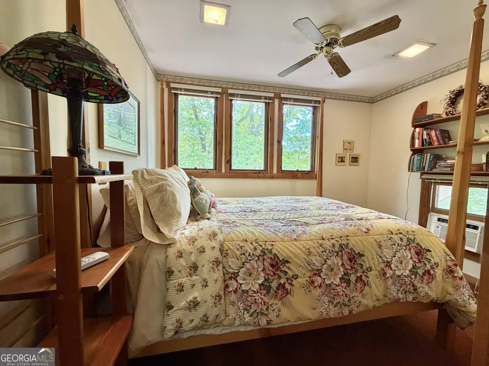 1491 Black Branch RD Rabun Gap, GA 30568