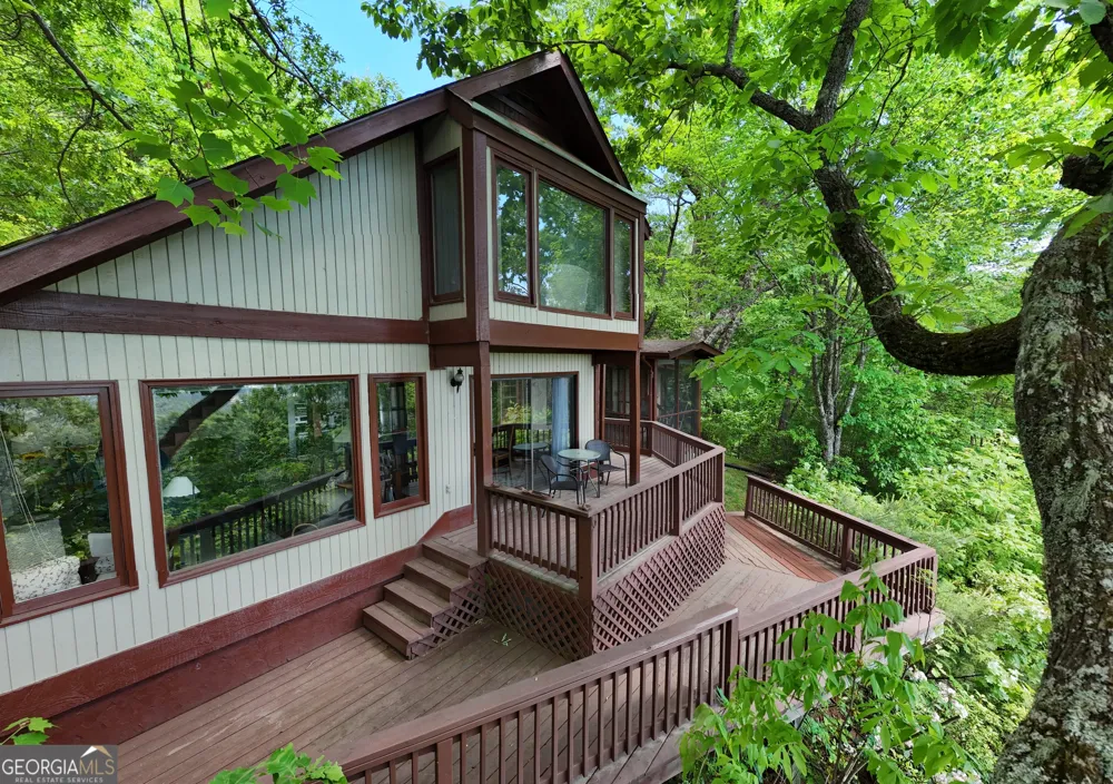1491 Black Branch RD Rabun Gap, GA 30568