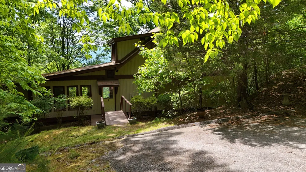 1491 Black Branch RD Rabun Gap, GA 30568
