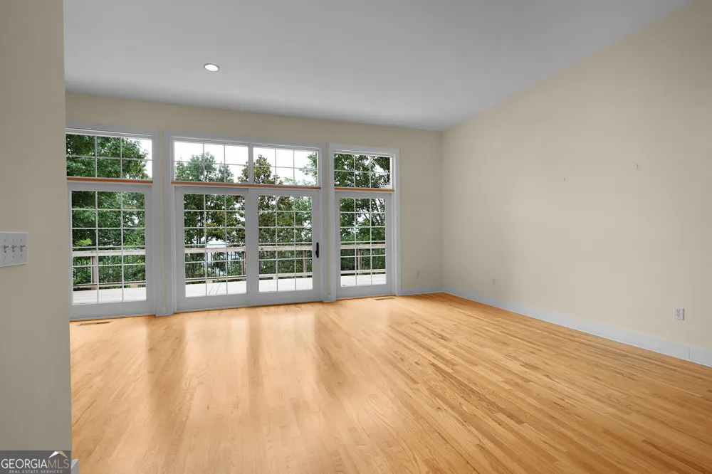267 Starcross LN Jasper, GA 30143