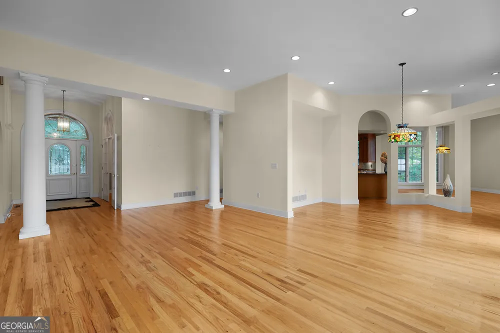 267 Starcross LN Jasper, GA 30143