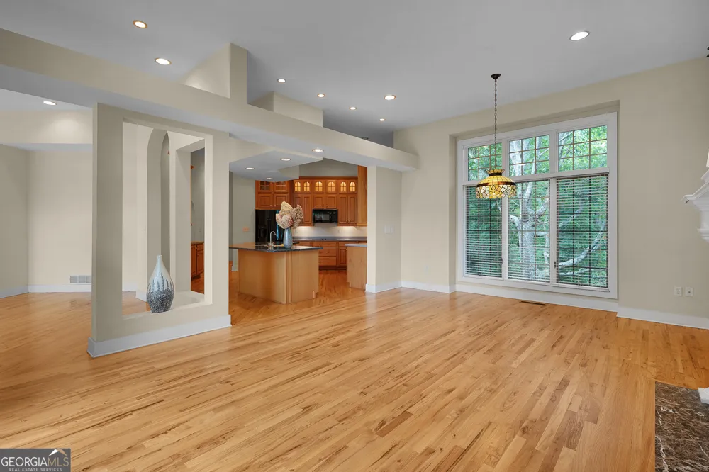 267 Starcross LN Jasper, GA 30143