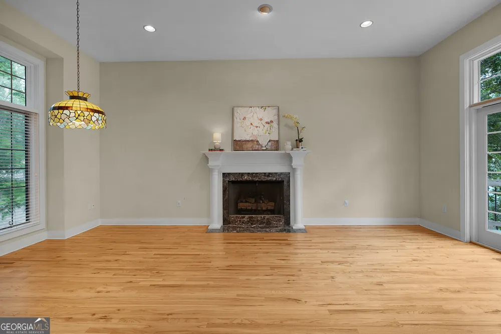 267 Starcross LN Jasper, GA 30143