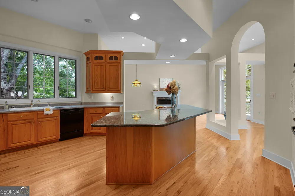 267 Starcross LN Jasper, GA 30143