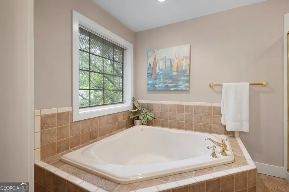 267 Starcross LN Jasper, GA 30143