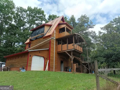 852 Martin DR