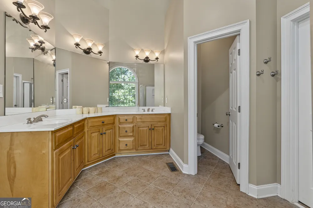 1041 Spring Lake DR Bishop, GA 30621