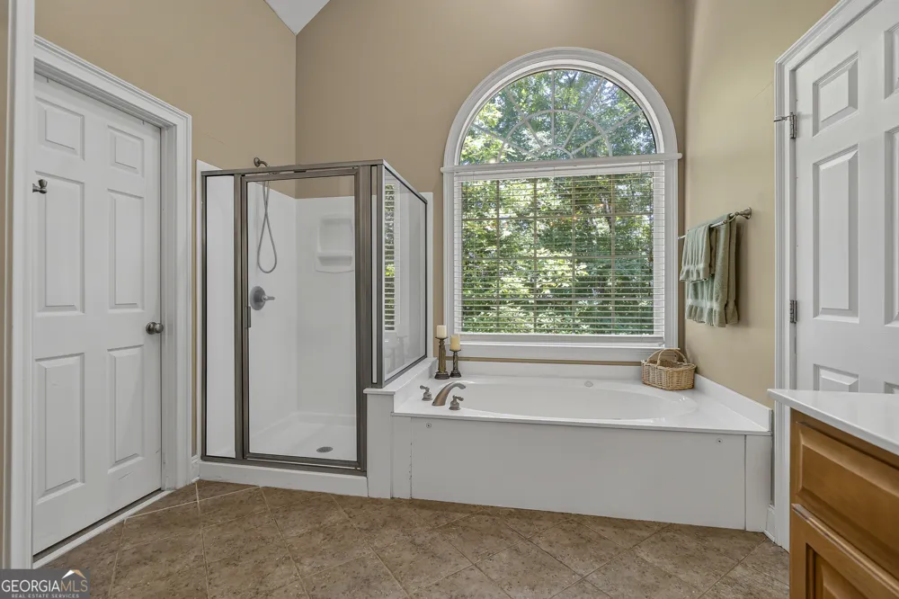 1041 Spring Lake DR Bishop, GA 30621