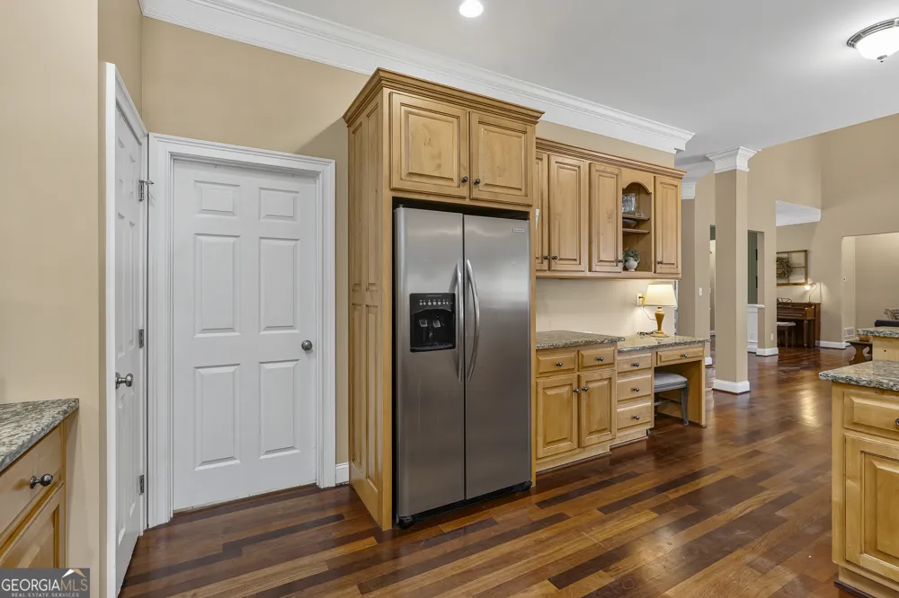1041 Spring Lake DR Bishop, GA 30621