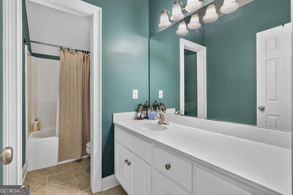1041 Spring Lake DR Bishop, GA 30621