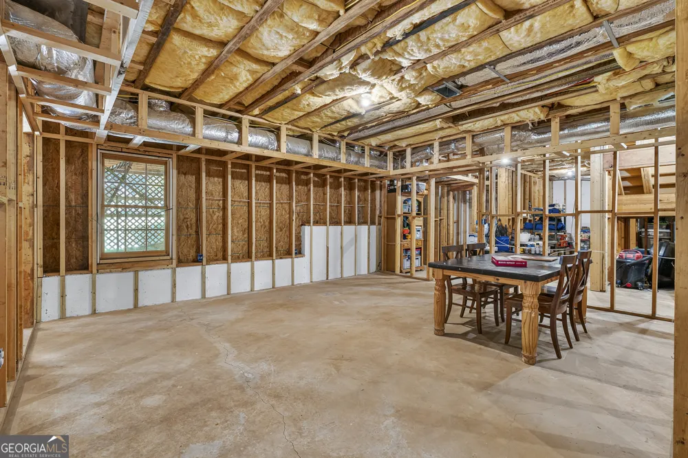 1041 Spring Lake DR Bishop, GA 30621