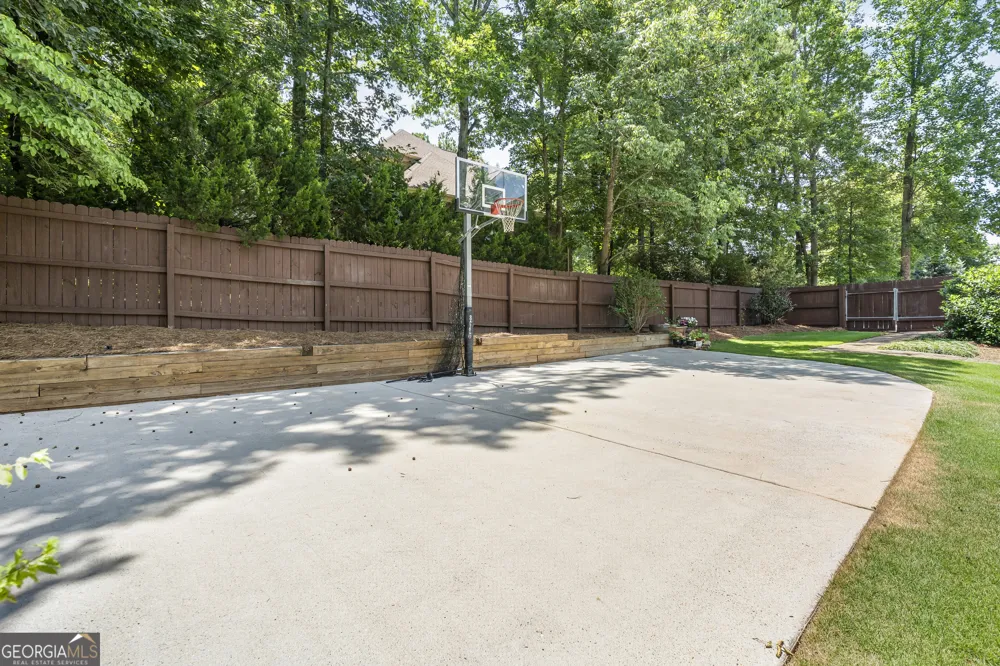 1041 Spring Lake DR Bishop, GA 30621