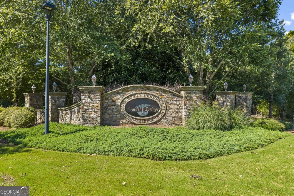1041 Spring Lake DR Bishop, GA 30621