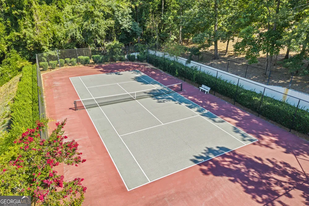1041 Spring Lake DR Bishop, GA 30621