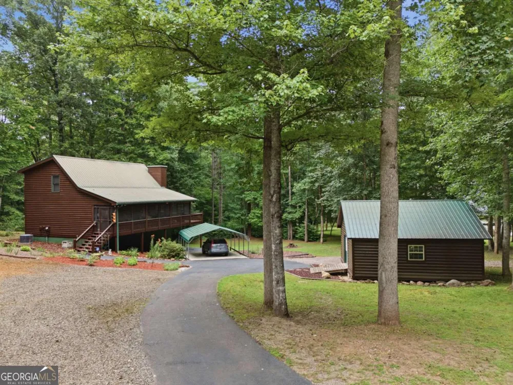 2447 Hi River RD Hiawassee, GA 30546