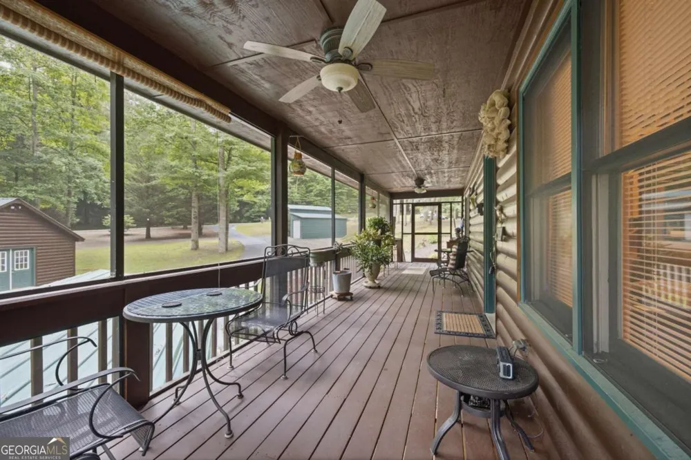 2447 Hi River RD Hiawassee, GA 30546