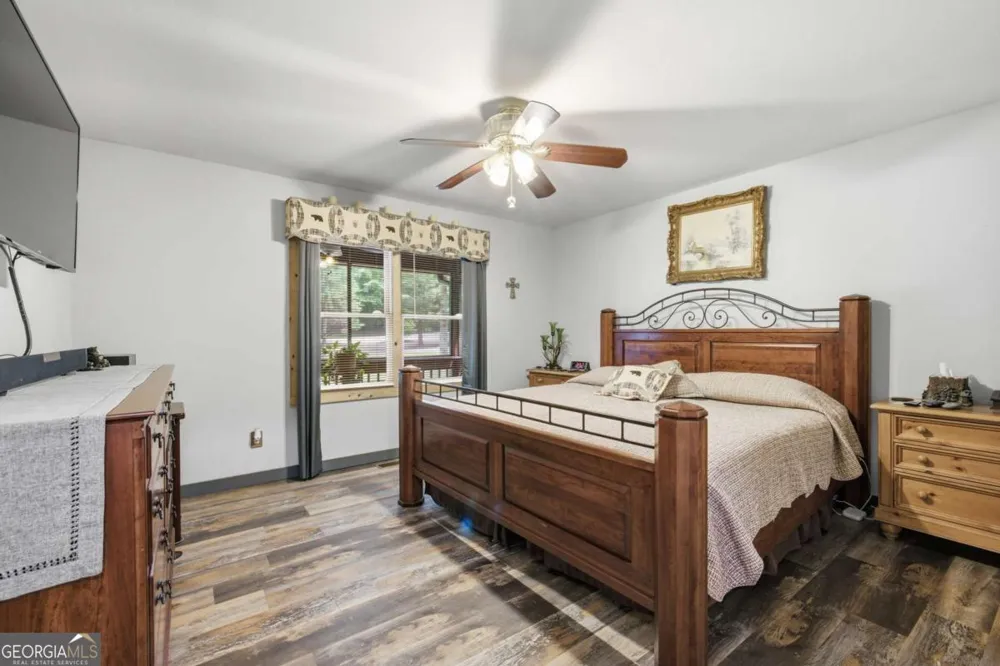 2447 Hi River RD Hiawassee, GA 30546