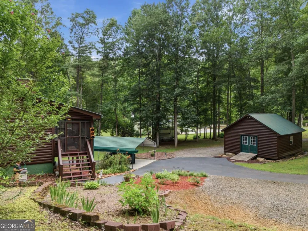 2447 Hi River RD Hiawassee, GA 30546