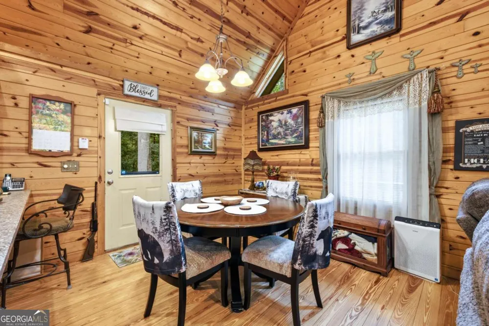 2447 Hi River RD Hiawassee, GA 30546