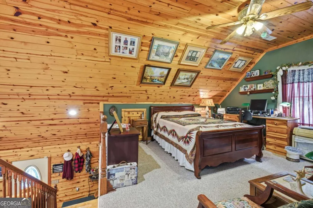 2447 Hi River RD Hiawassee, GA 30546