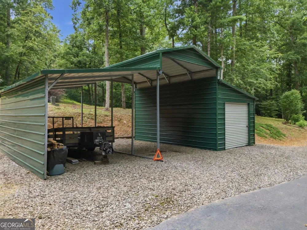 2447 Hi River RD Hiawassee, GA 30546