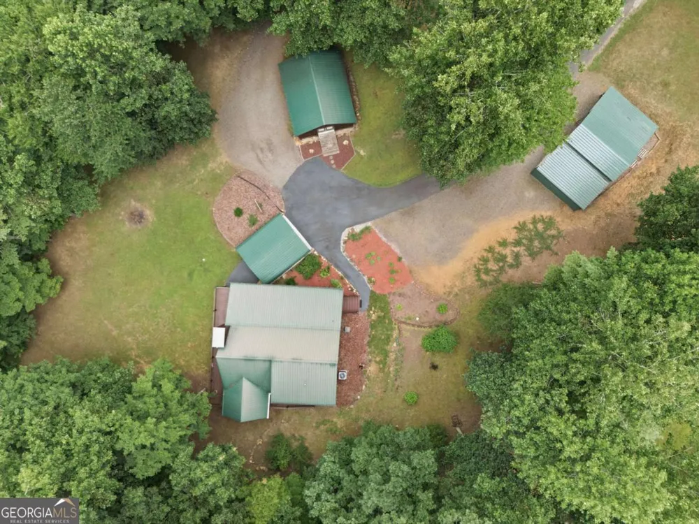 2447 Hi River RD Hiawassee, GA 30546