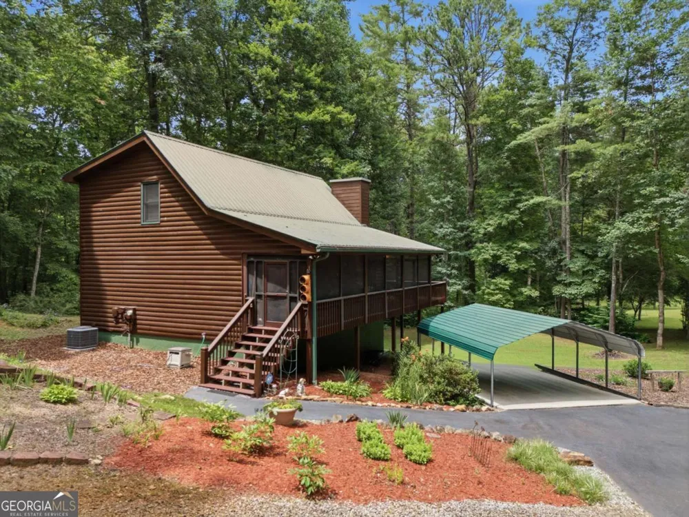 2447 Hi River RD Hiawassee, GA 30546
