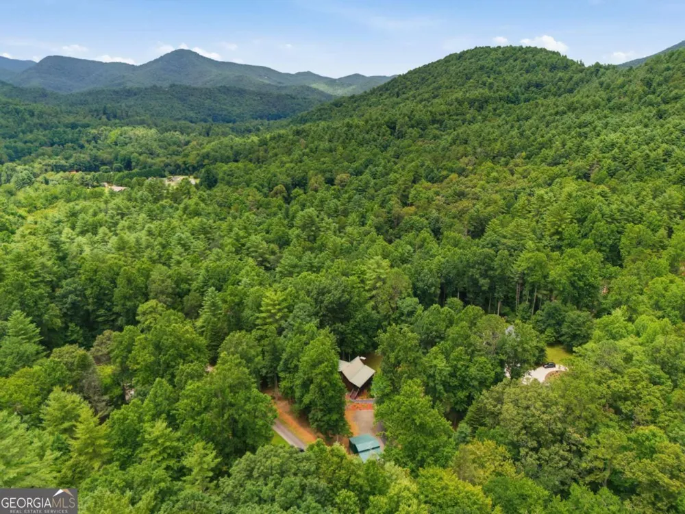 2447 Hi River RD Hiawassee, GA 30546