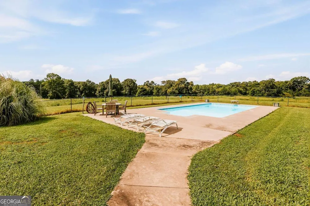 595 Millstone Church RD Carlton, GA 30627