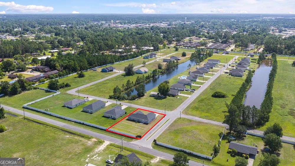 686 Lakeside CIR Baxley, GA 31513