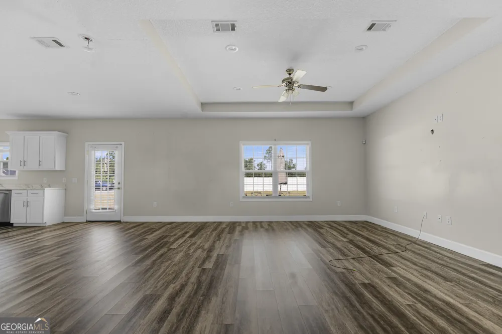 686 Lakeside CIR Baxley, GA 31513