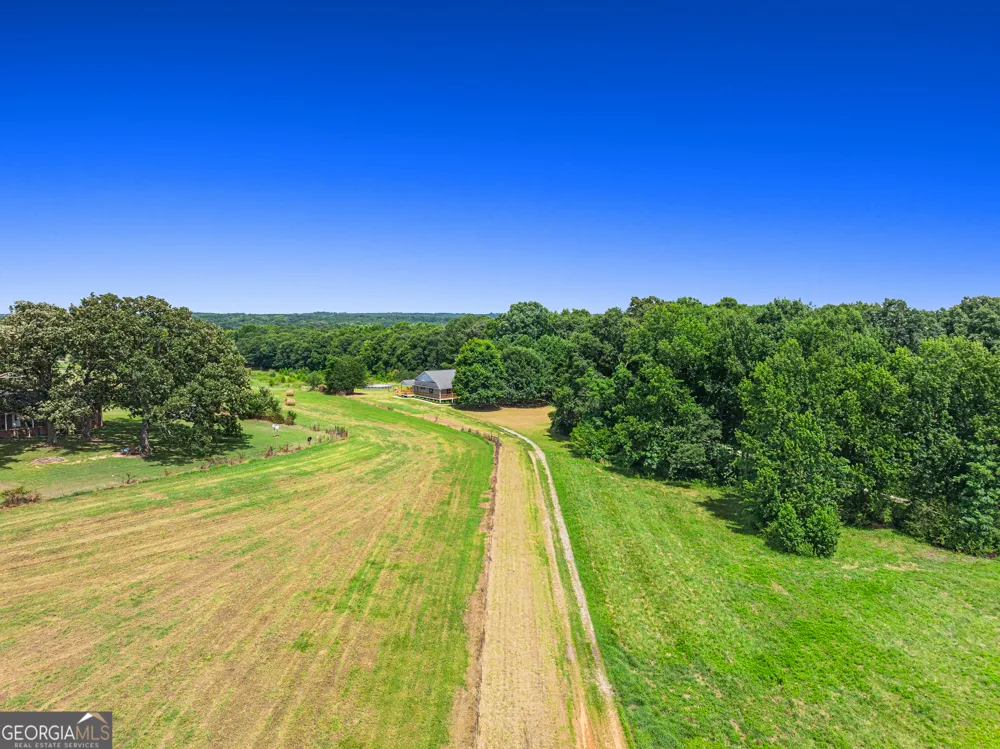 3030 Pulliam Mill RD NW Dewy Rose, GA 30634