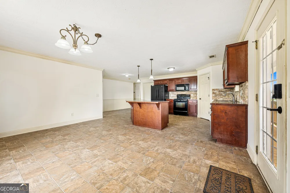3030 Pulliam Mill RD NW Dewy Rose, GA 30634