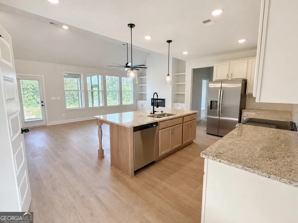 526 Foster Sydney CT Bonaire, GA 31005