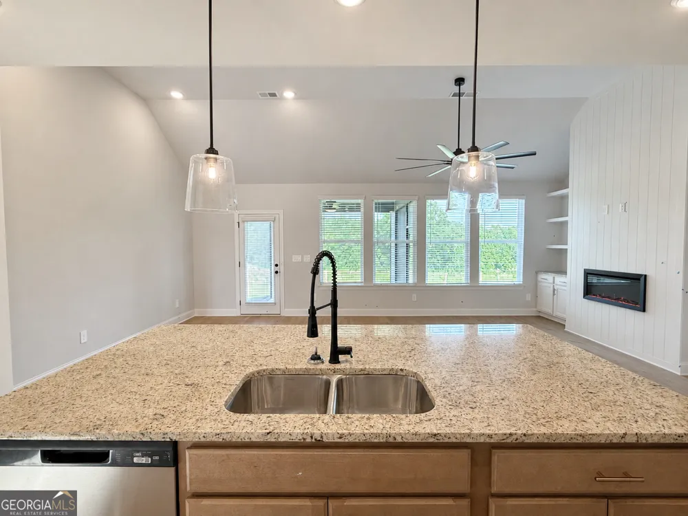 526 Foster Sydney CT Bonaire, GA 31005