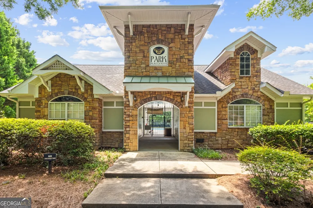 1752 Pryor RD SW Atlanta, GA 30315
