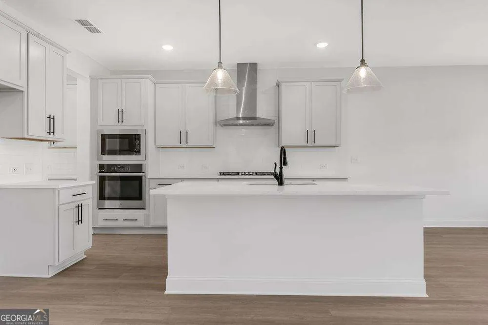 121 Willow Bend RD Hiram, GA 30141