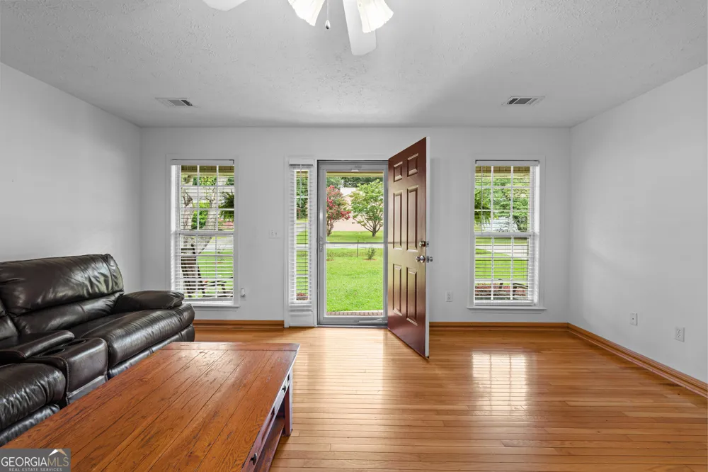 615 Peach ST Manchester, GA 31816