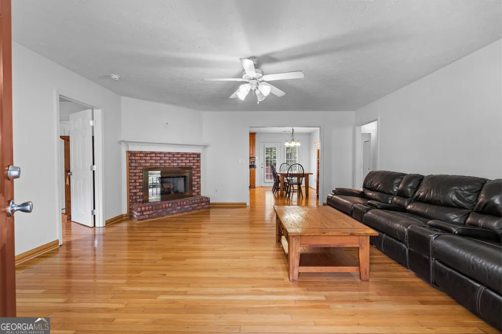 615 Peach ST Manchester, GA 31816