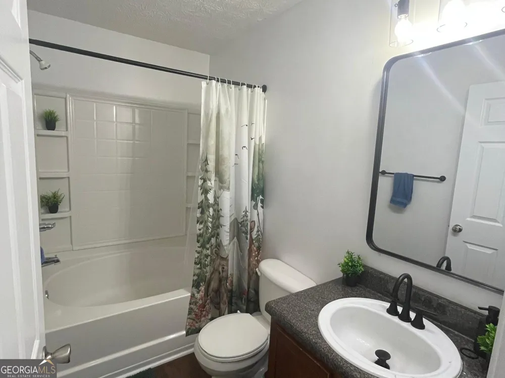 2434 Piering DR Lithonia, GA 30038
