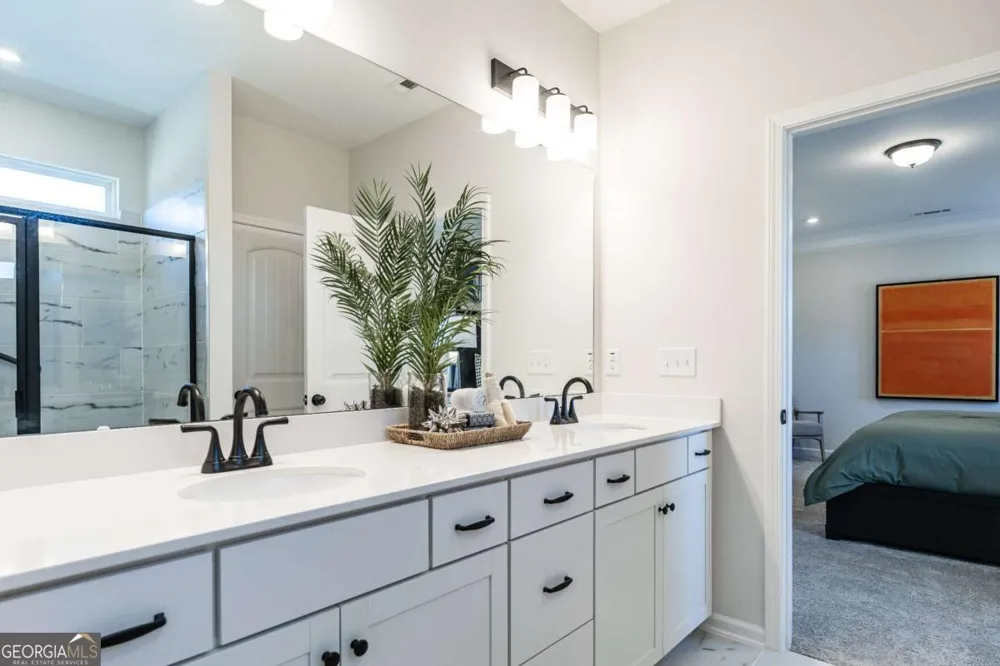 107 Willow CIR Rock Spring, GA 30739