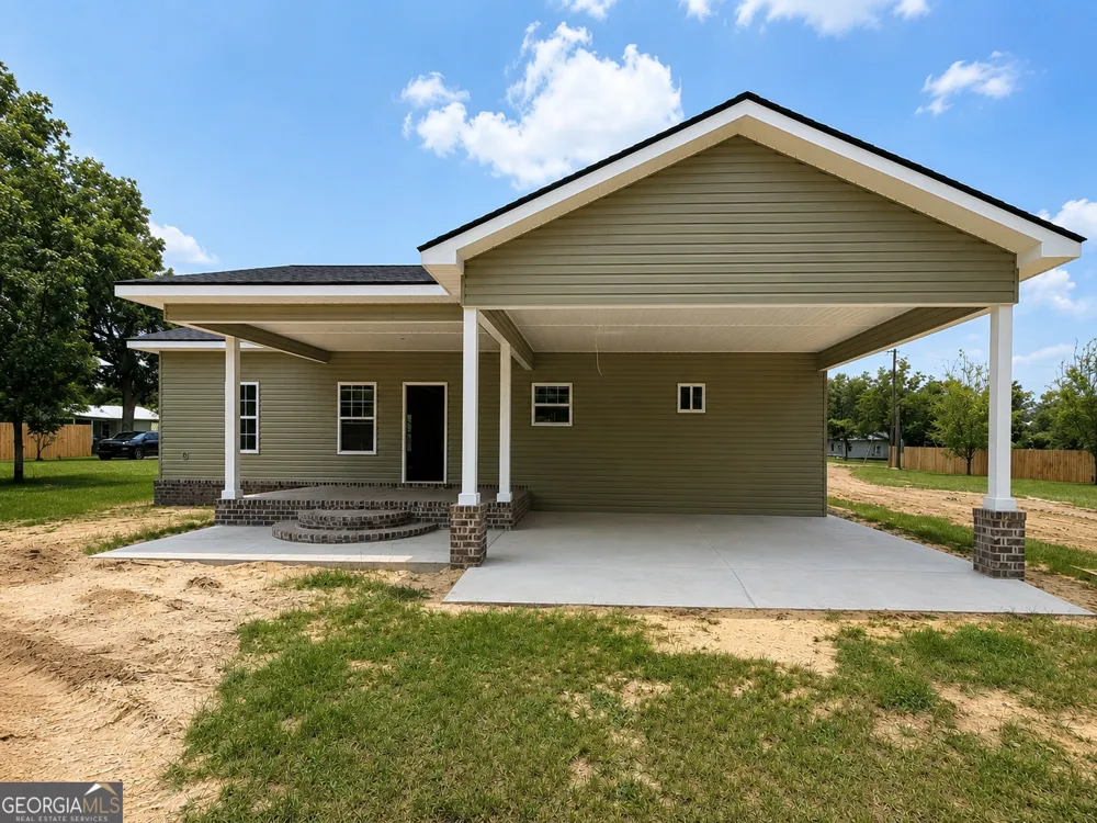 16831 GA HWY 169 Glennville, GA 30427