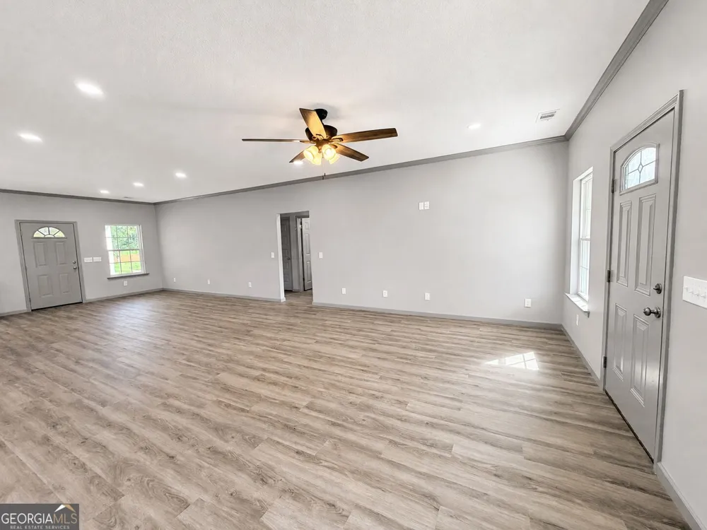 16831 GA HWY 169 Glennville, GA 30427