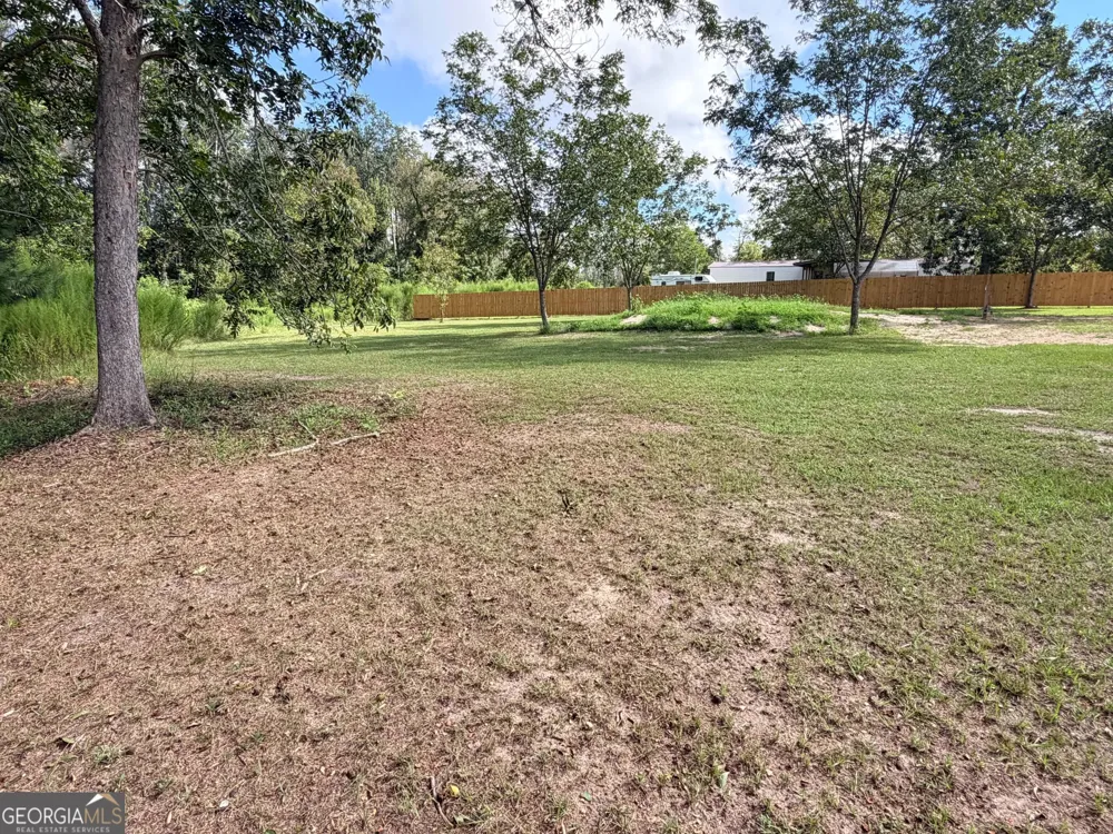 16831 GA HWY 169 Glennville, GA 30427