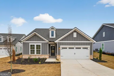 1541 Lake DR