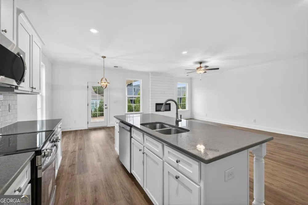 1541 Lake DR Greensboro, GA 30642