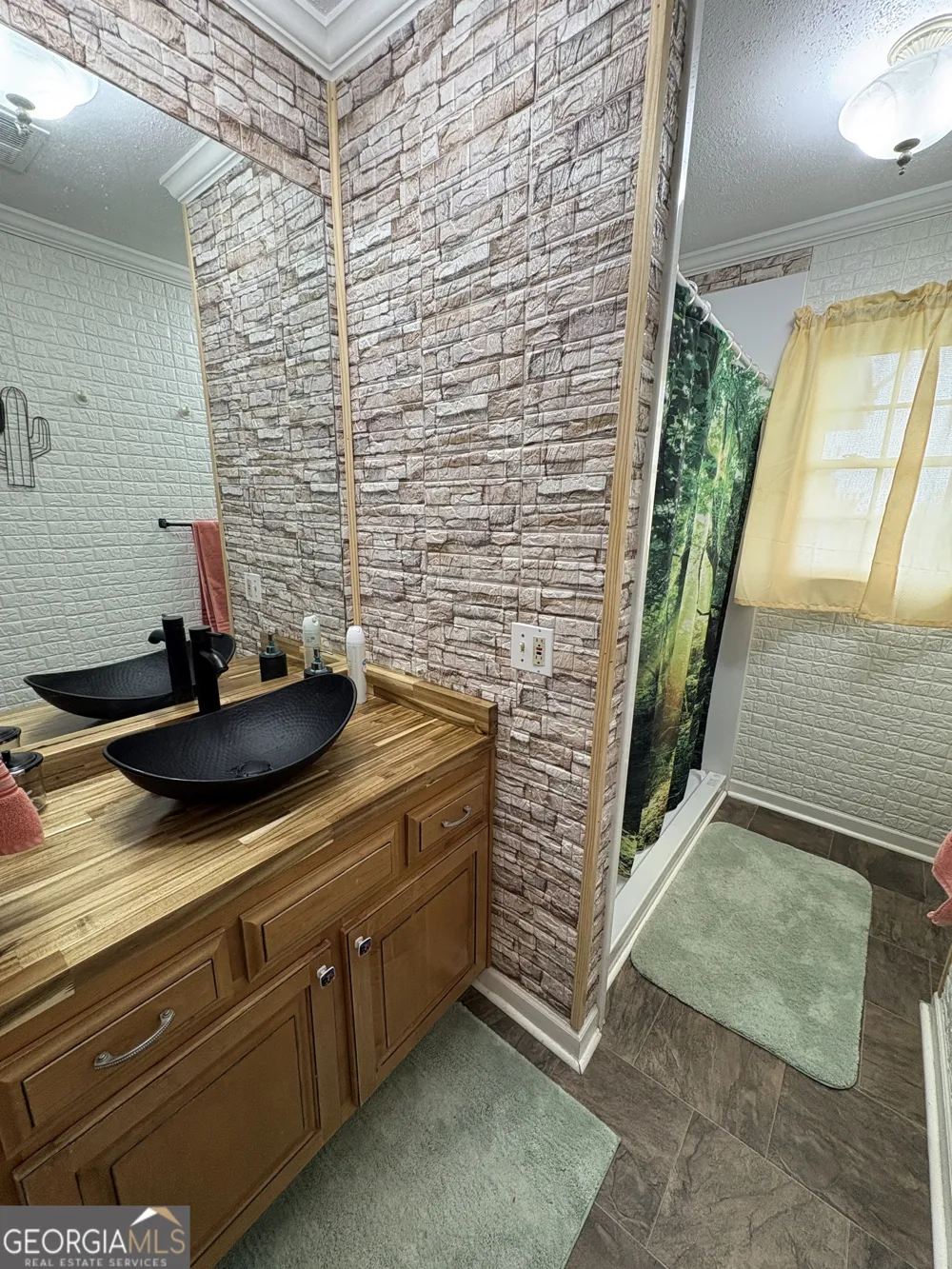 571 Ben Giddens RD Eastman, GA 31023