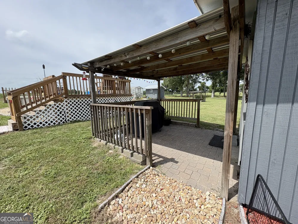 571 Ben Giddens RD Eastman, GA 31023