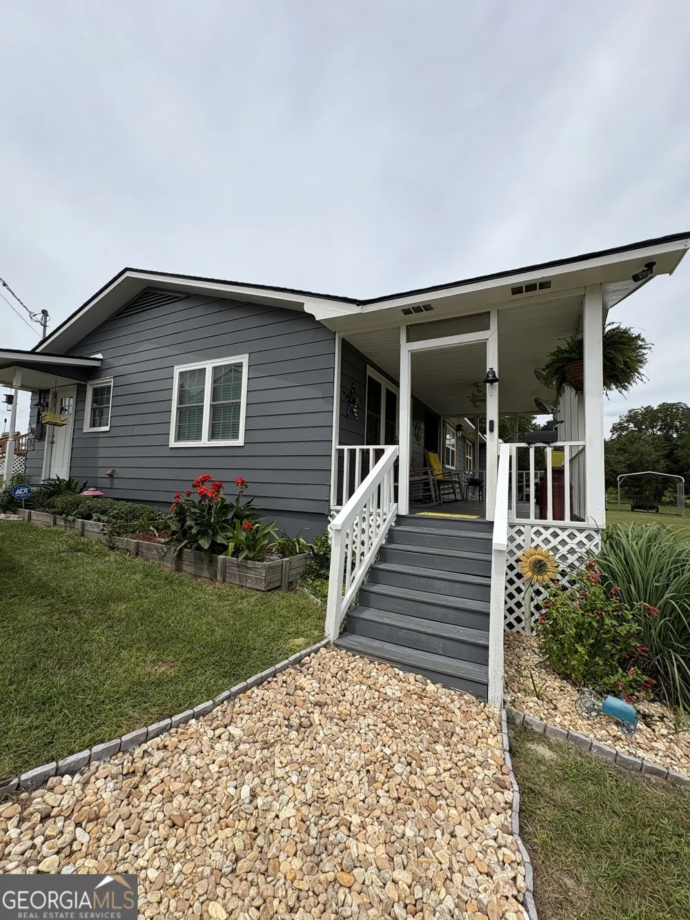 571 Ben Giddens RD Eastman, GA 31023