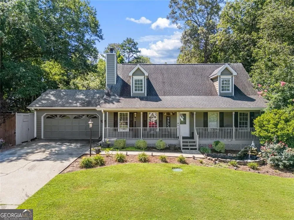 55 Creek View DR Hoschton, GA 30548
